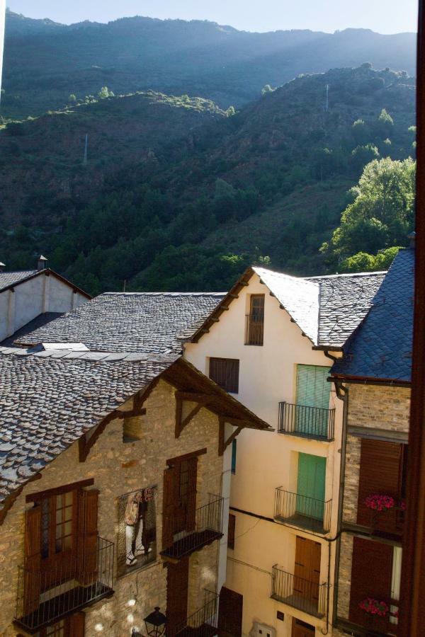 Cau D Aneu Duplex En El Centro D Esterri D Aneu Esterri d'Àneu Exteriér fotografie